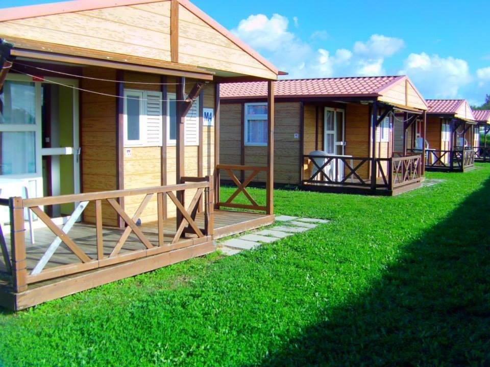 Parque De Campismo Da Ilha Do Pessegueiro Hotell Porto Covo Rum bild